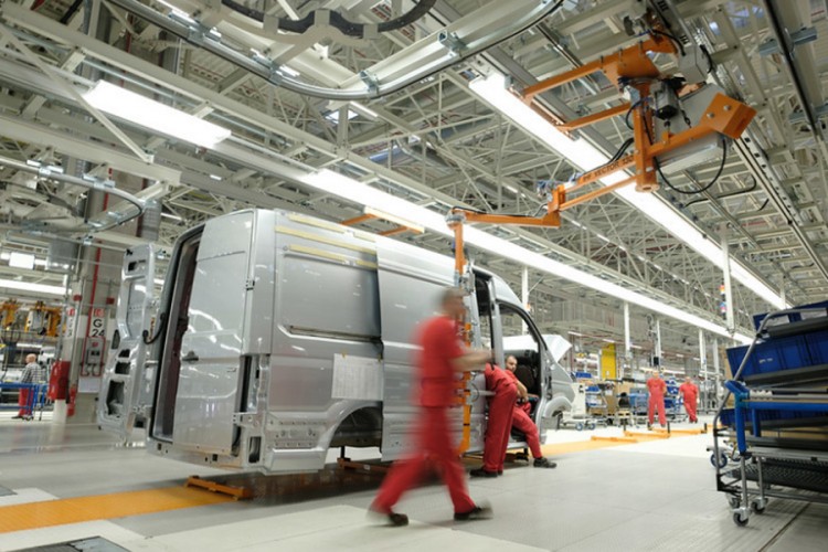 VW častio radnike sa po 4.950 evra