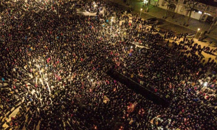 Govor na litiji u Pljevljima prestao kada se začula molitva sa džamije