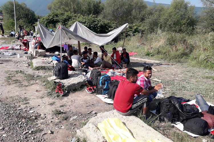 "Migrantski centar ne može biti u srpskom selu"