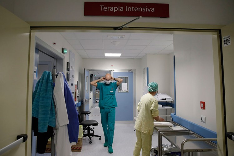 Povećan broj preminulih u Italiji, prva žrtva u Portugalu