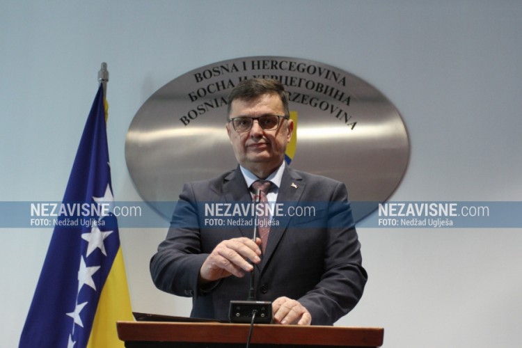 Tegeltija: Svi koji uđu u BiH biće u šatorskim naseljima, bez izuzetaka