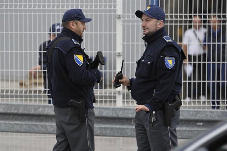 Srbija i Crna Gora uvele potpunu blokadu za putnički saobraćaj