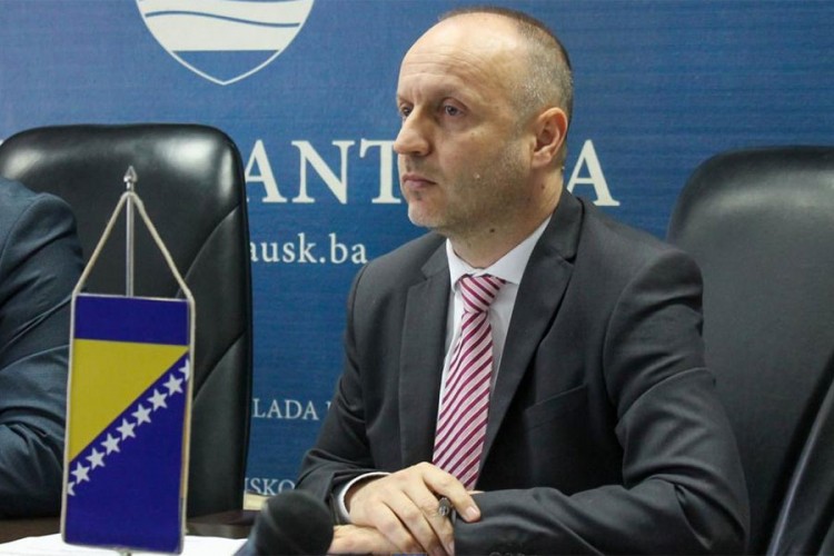 Dva miliona KM za ugrožene privrednike u USK