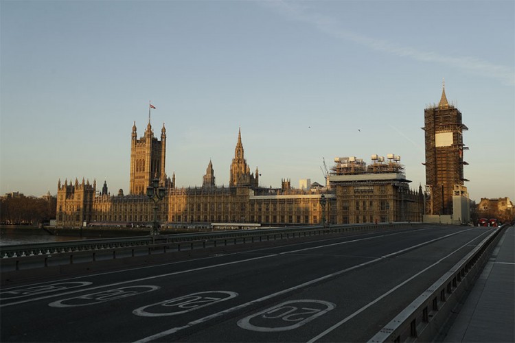 Britanci pod blokadom, konfuzija se nastavlja