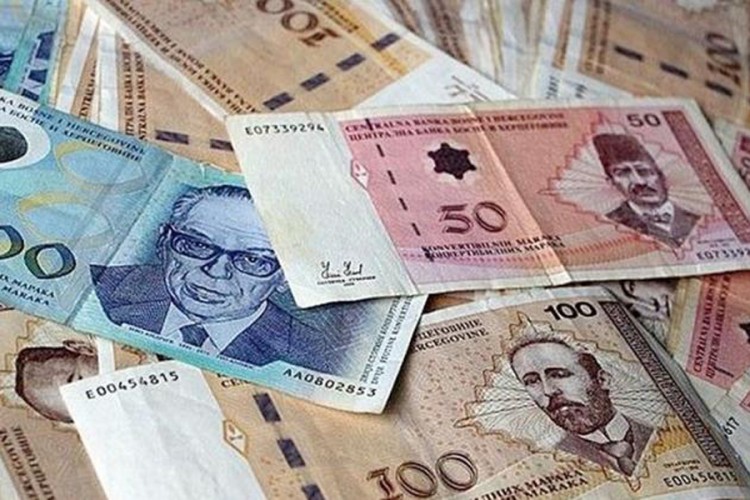 Iz budžetske rezerve premijera 100.000 KM za socijalno ugrožene porodice