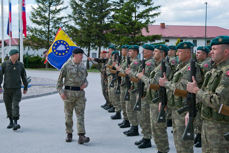 Jedna osoba zaražena u izolaciji u bazi EUFOR-a