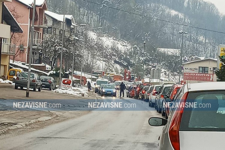 Postavljene kontrolne tačke u nekoliko banjalučkih naselja