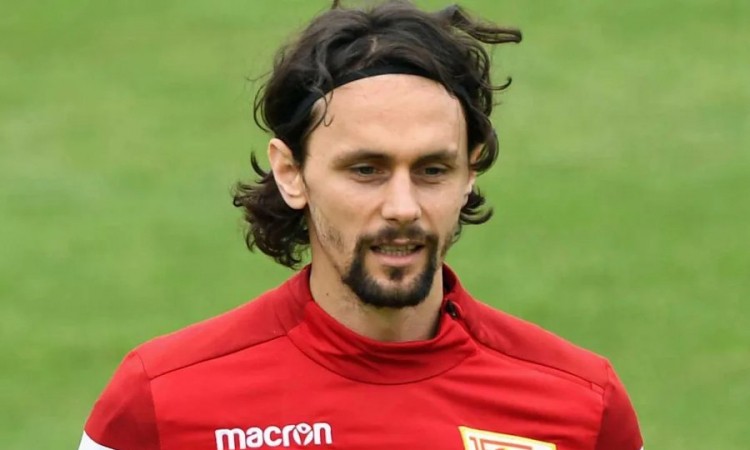 Neven Subotić i saigrači odrekli se plata da bi spasili klub od propasti