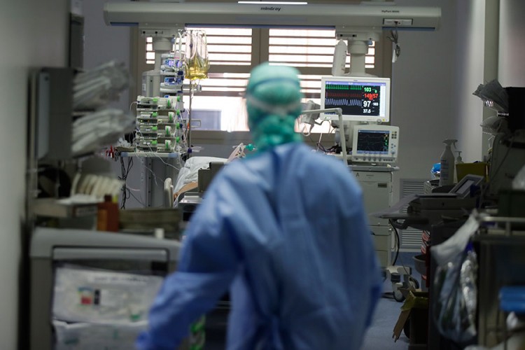 Stodvogodišnji Iranac pobijedio virus korona