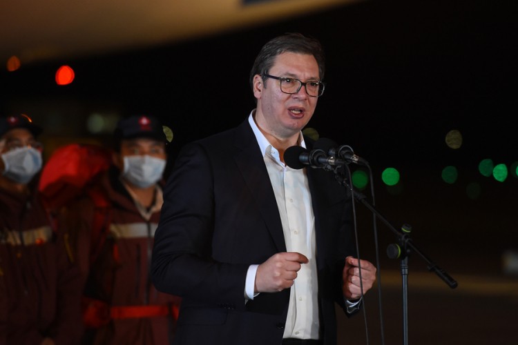 Vučić: Dođe mi da plačem, žarišta tamo gde se vratilo 400.000 građana