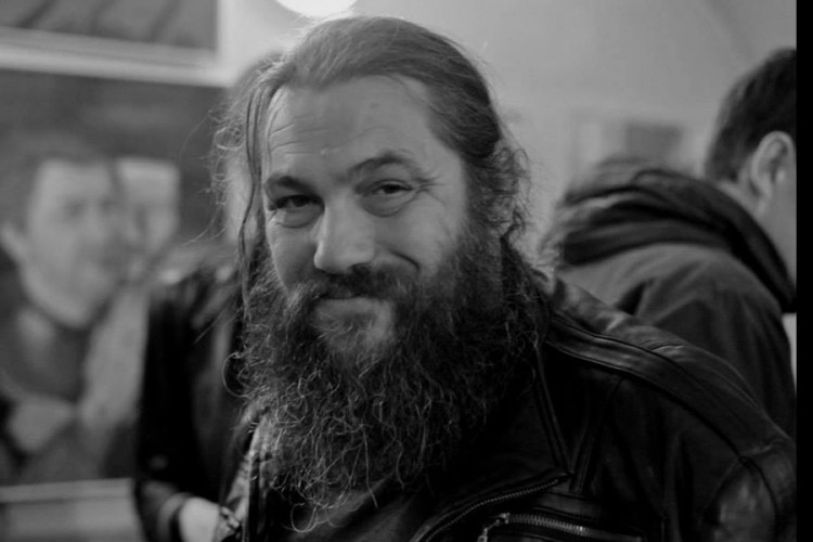 Preminuo poeta iz Niša Miroslav Mitković Nam