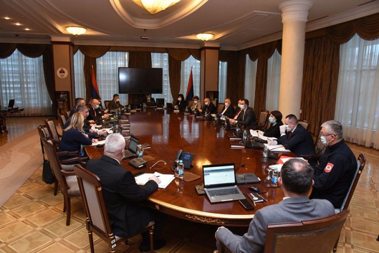 "Promijenjena odluka o cijenama, stariji mogu dva dana napolje"