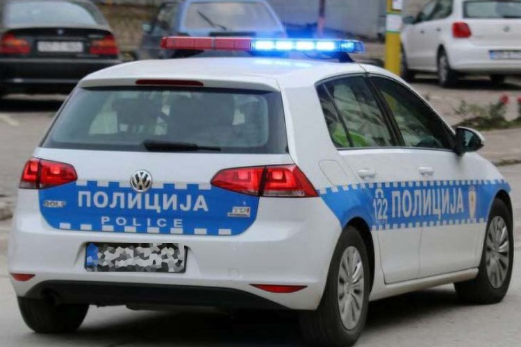 Pijan se zakucao u ogradu pa došlo do tuče