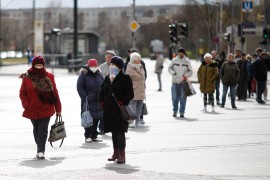 Nijemci smanjili kontakte, ali ne prihvataju zabranu izlaska