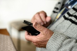 Stanovnici domova za starije dane u izolaciji krate Skypeom