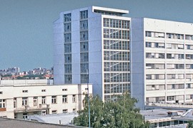 Tokom policijskog časa razbio staklo na bolnici pa napao ljekare
