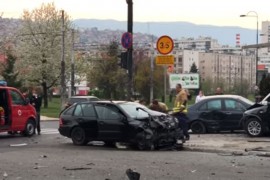 Teška saobraćajna nezgoda u Sarajevu, troje povrijeđeno