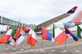 Još jedan avion Er Srbije odnio pomoć u Italiju