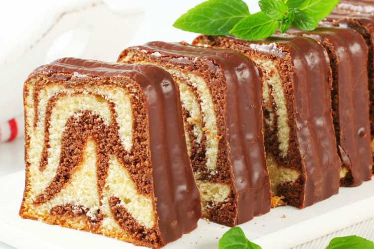 Mramorni kolač – domaći recept bez korištenja vage