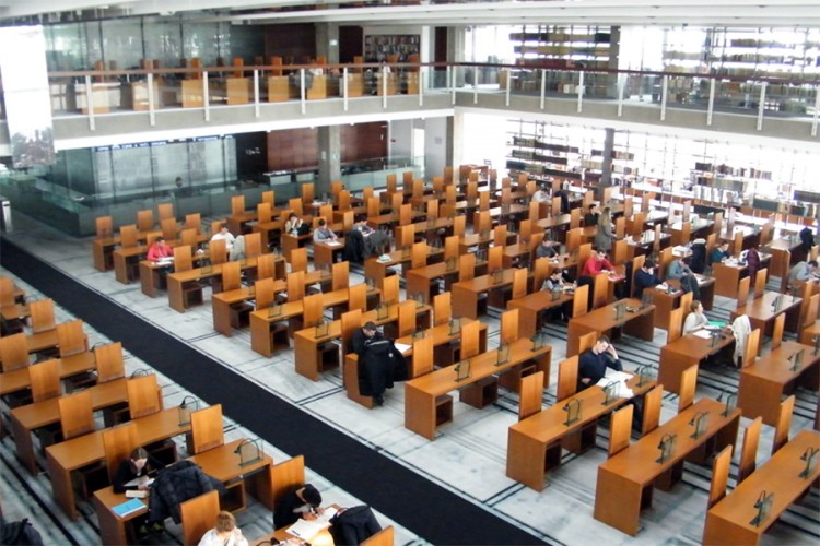 Nacisti bombardovanjem Narodne biblioteke uništili 500.000 svezaka