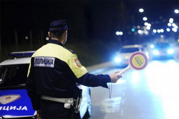 BMW-om bježao od policije, prijetio tokom hapšenja