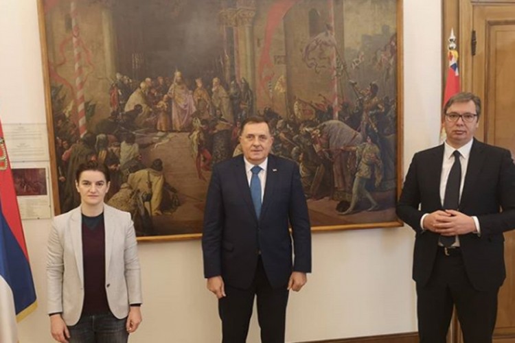 Dodik se sastao s Vučićem