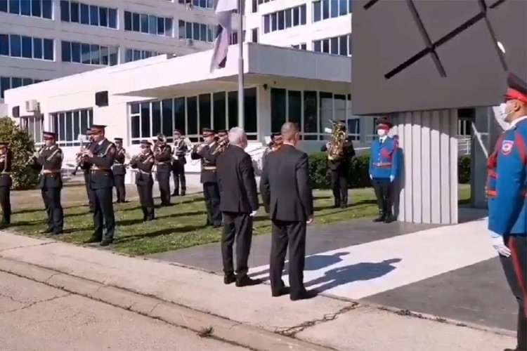 MUP RS se oprostio od doktora Lazića uz "Marš na Drinu"