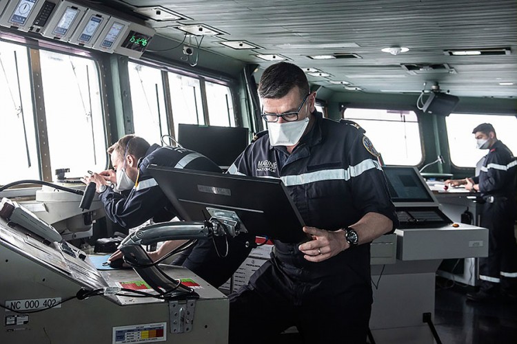 Zaraženo skoro 700 mornara sa francuskog nosača aviona