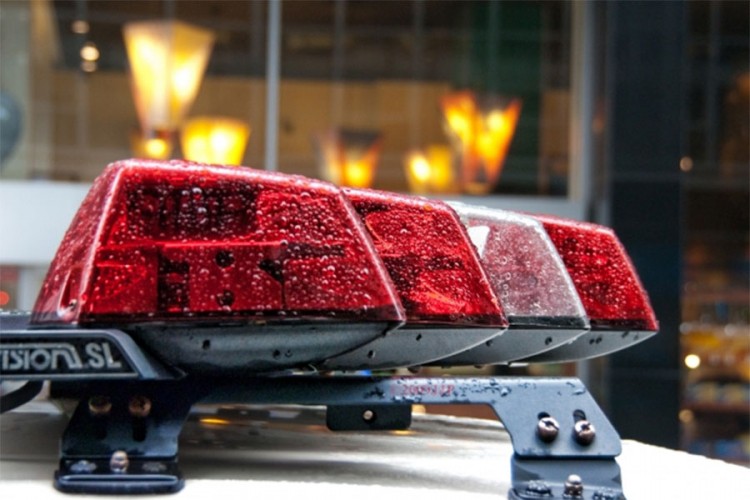 Policija ubila muškarca ispred američke bolnice