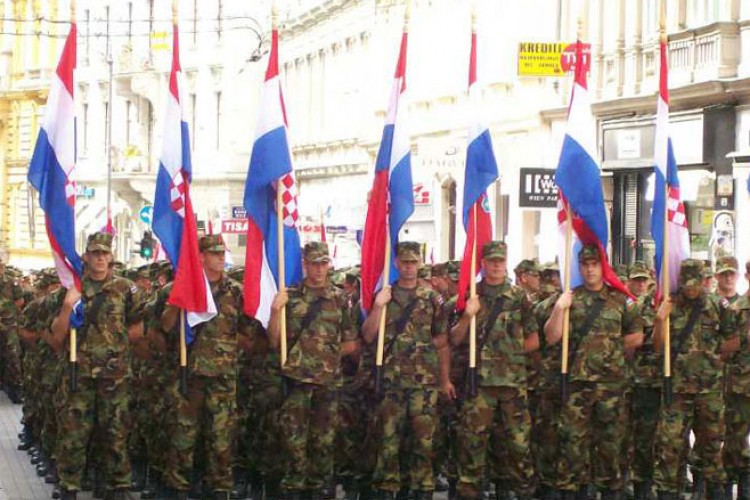Kalinić: Tražićemo da se u Hrvatskoj uvede obavezni vojni rok