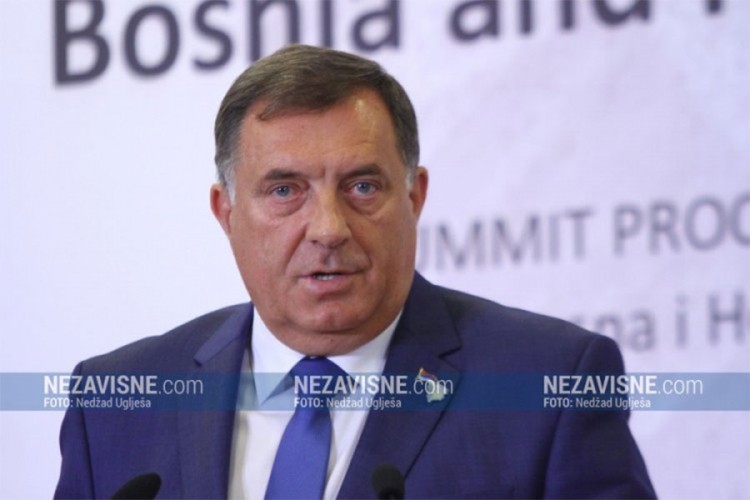 Dodik: Razmještanje migranata natjeraće preostale Srbe da napuste ognjišta