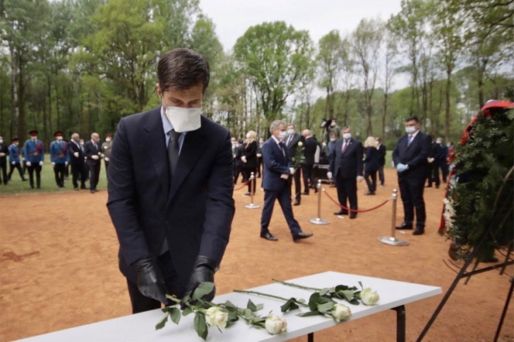 Ambasador SAD odao počast žrtvama ubijenim u Jasenovcu