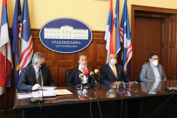 Mićić donirao 1.000 KM za djecu oboljelu od korone