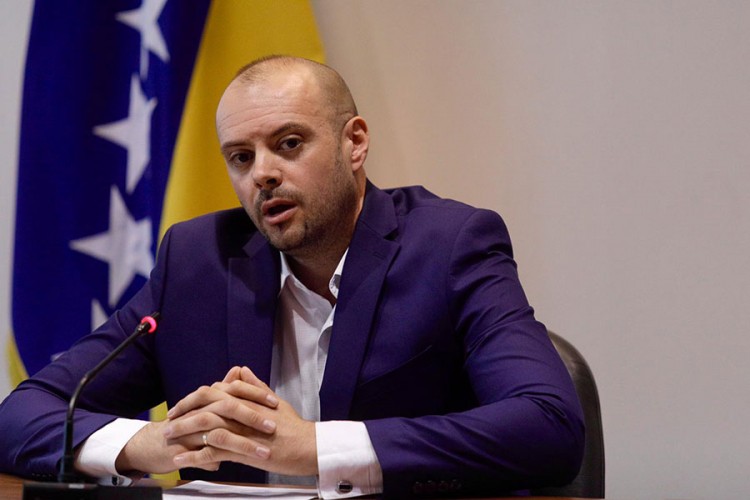 Radanović za "Nezavisne": Migranti smješteni tamo gdje najviše boli