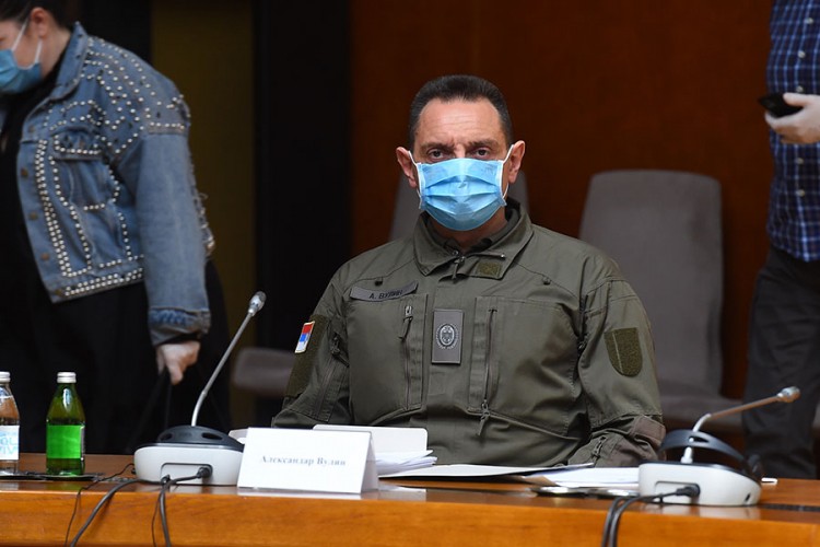 Vulin: Tači da objasni svoje učešće u ubijanju Srba
