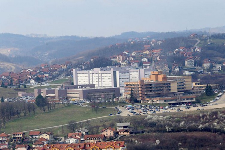 Dvije osobe zaražene virusom korona preminule na UKC RS