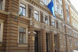 Državnoj službenici četiri godine i tri mjeseca zatvora zbog prevare