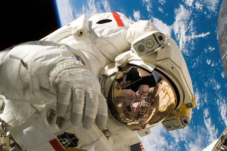 NASA odabrala tri kompanije da prave letjelice za put na Mjesec