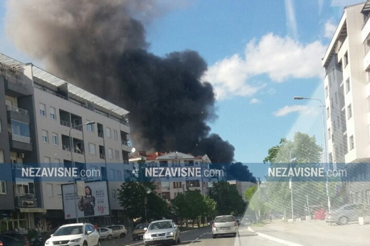 Požar u Banjaluci, gori objekat nekadašnjeg kultnog lokala