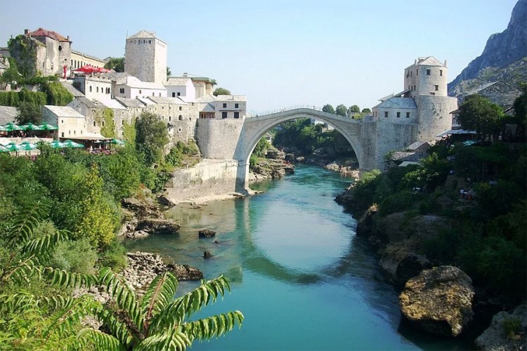 Najviše radnih mjesta izgubljeno u oblasti turizma, propala predsezona