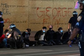 Tramp: Njujork, propalice i gubitnici te uništavaju