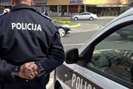 Policija pretresa zgradu Opštine Velika Kladuša