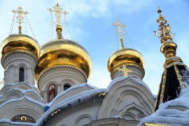 Ruski sveštenik silom zauzeo ženski manastir