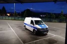 Migranti u Banjaluci spriječeni da uđu u autobus, intervenisala ...