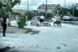 Nevrijeme i grad u Dalmaciji, temperatura za pola sata pala za 12 ...