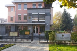 Dodik i Čubrilović glasaju sutra u Generalnom konzulatu Srbije u ...