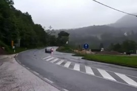 Pogledajte trenutak kada se pokrenulo klizište na putu Tuzla - Sarajevo