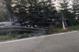Stravična nesreća kod Žepča, poginuo suvozač u kamionu
