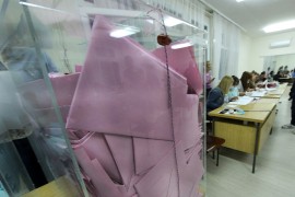 Više listića nego glasača, glasanje se ponavlja na 117 mjesta