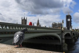 U Britaniji ponovo više od hiljadu zarazenih